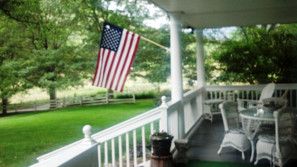 Buffalo Tavern Bed And Breakfast 웨스트 제퍼슨 외부 사진